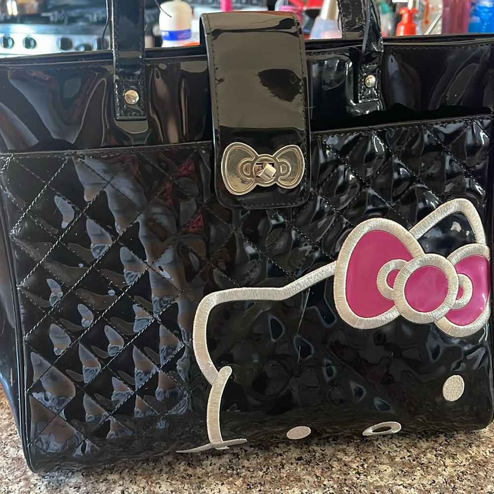 Hello kitty shoulder bag by Loungefly